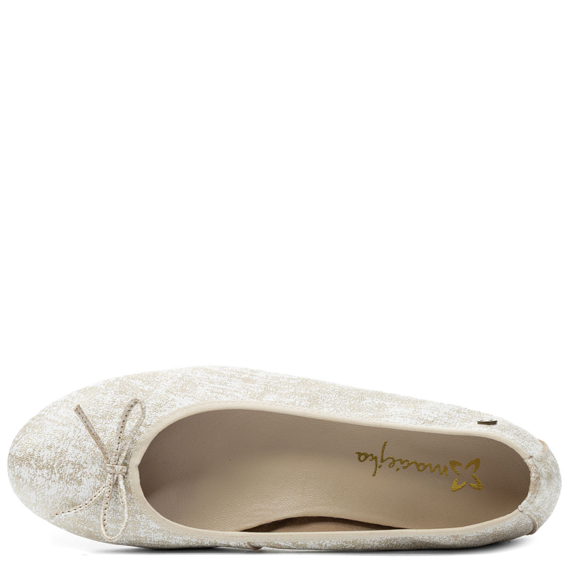 Maciejka Leather Ballet Flats Pearl Finish Almond Toe White-Gold P6800-26/00-0