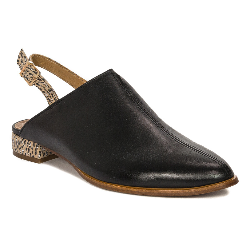 Maciejka women's Black leather Sandals