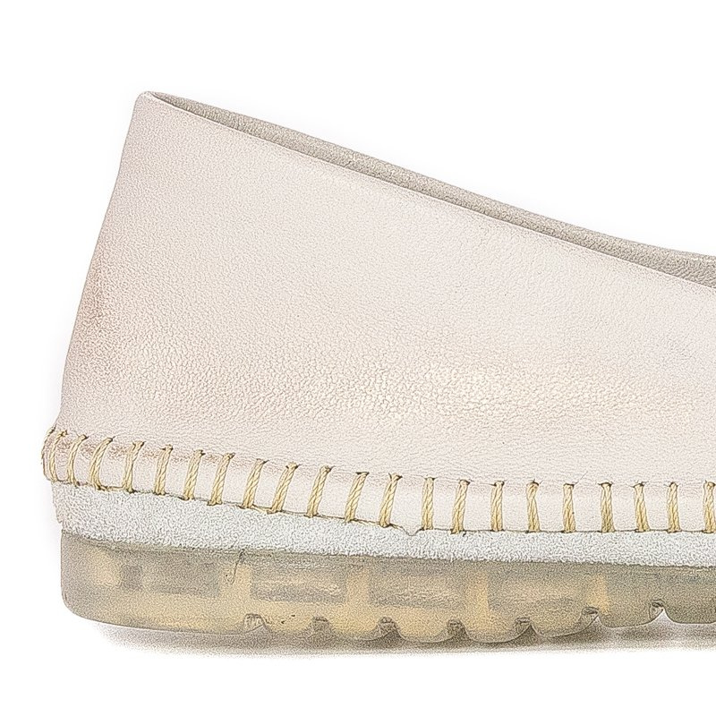 Maciejka Gold Women's Flat Shoes 01930-88/00-0