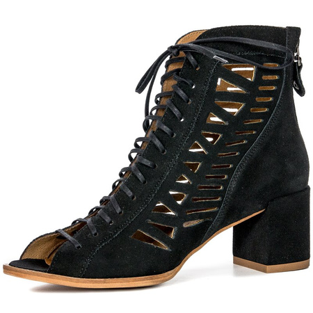Maciejka Leather Cutout Lace-Up Block-Heel Ankle Boots Black 04040-01-00-5