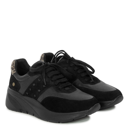 Maciejka Sneakersy Skórzane Na Koturnie z Nitami i Wstawką Animal Print Czarne P7239-01/00-7