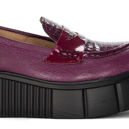 Maciejka 06288-23/00-5 Women's burgundy platform Low Shoes