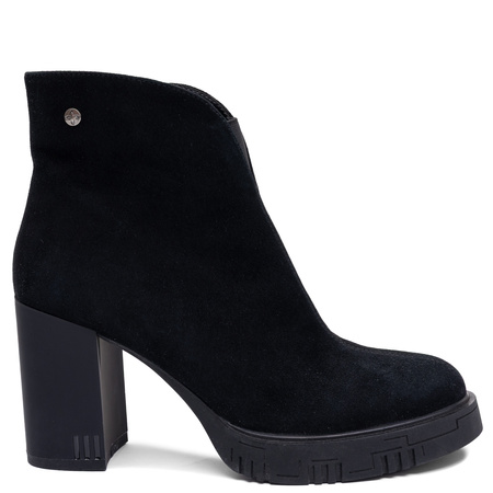 Maciejka Black Suede Ankle Boots Block Heel Platform K7700-01/00-7