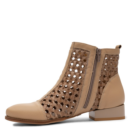 Maciejka Leather Cutout Ankle Boots Low Heel Beige 06397-29/00-1