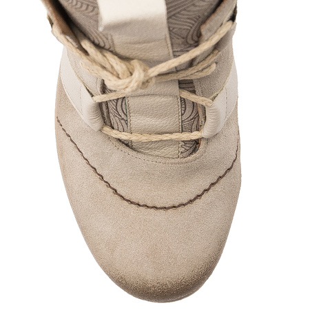 Maciejka Light Beige Platform Boots 06185-22/00-8