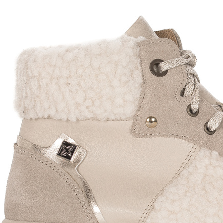 Maciejka Beige Leather warmed platform Lace-UP Boots