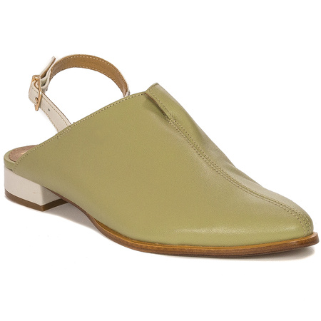 Maciejka Women's sandals, pointed, natural leather green