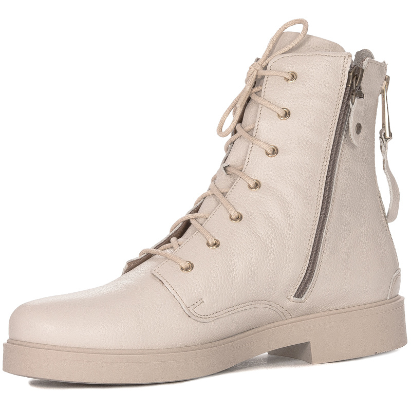 Maciejka Beige women's Boots 05723-04/00-8