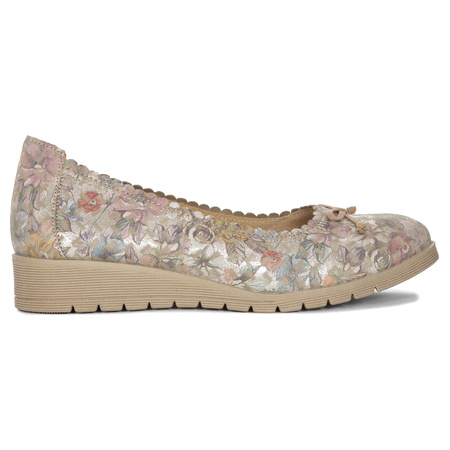 Maciejka Women's Half-Shoes Beige Flowers