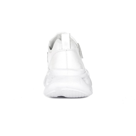 Maciejka White Sneakers 04978-11/00-5