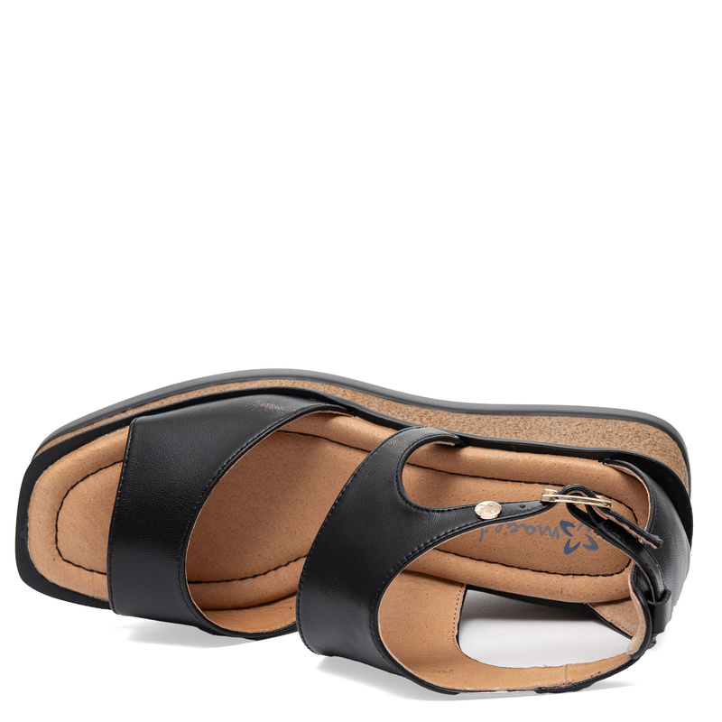 Maciejka Leather Sandals Wedge Square Toe Black K7471-01/00-1