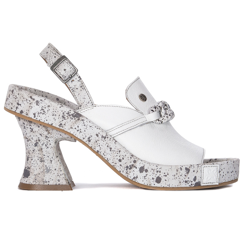 Maciejka 05931-11/00-1 White + Black Sandals