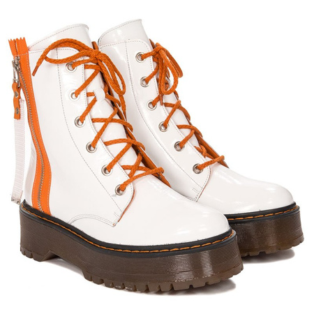 Maciejka White women's Boots