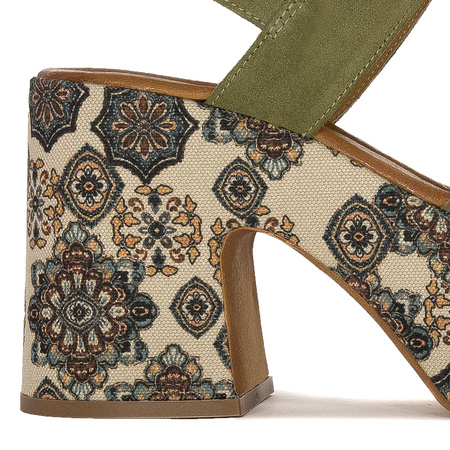 Maciejka Olive + Flowers Sandals 06089-24-00-1