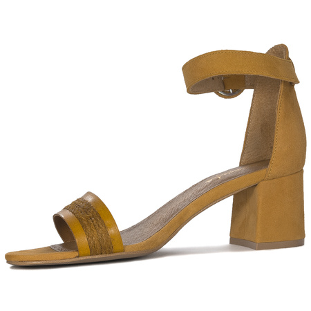 Maciejka Yellow Sandals 06633-07/00-5