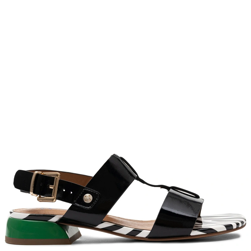 Maciejka Leather Sandals Patent Finish Low Heel Black K7455-01/00-1