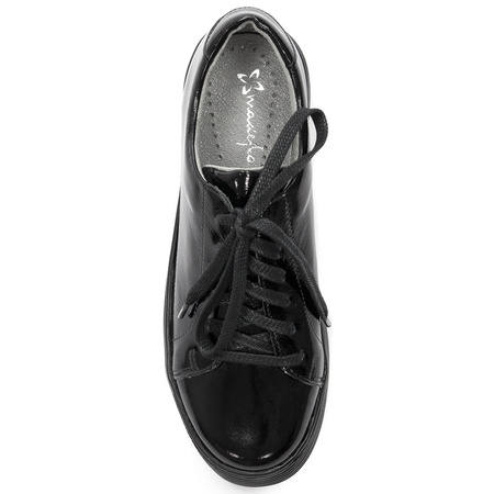 Maciejka Black Low Shoes