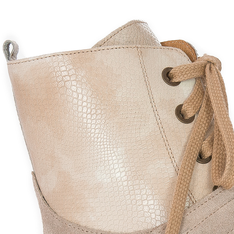 Maciejka 05219-04/00-3 Beige Lace-up Boots
