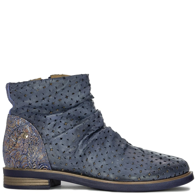 Maciejka Leather Openwork Patterned Ankle Boots Blue 05922-17-00-5