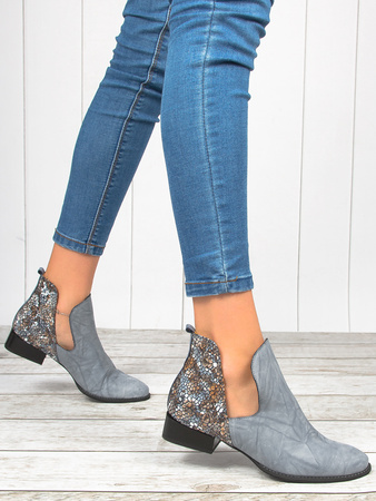 Maciejka 05452-17/00-5 blue leather ankle boots