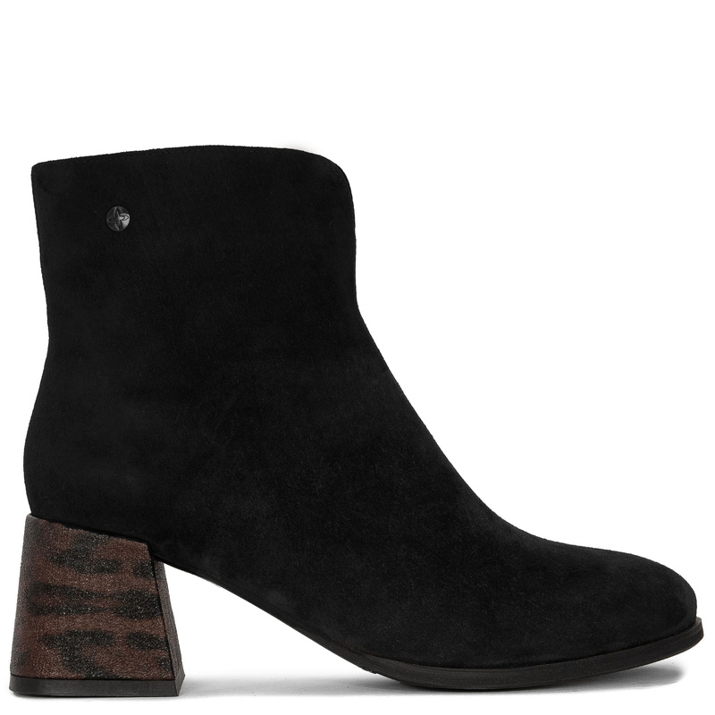 Maciejka Women's Suede Leather Boots on a Decorated Block Heel Black K7202-01/00-8