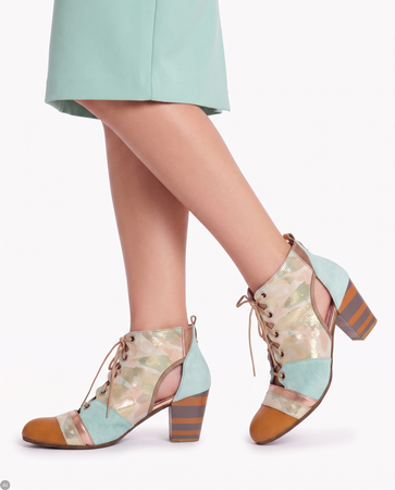 Maciejka 03938-04-00-5 Beige Boots